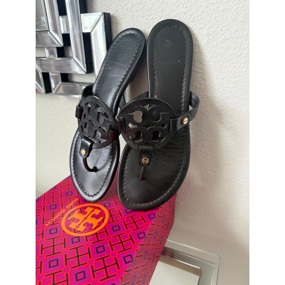 Tory Burch Miller Sandals Black Patent Size 8.5 - Picture 3 of 5
